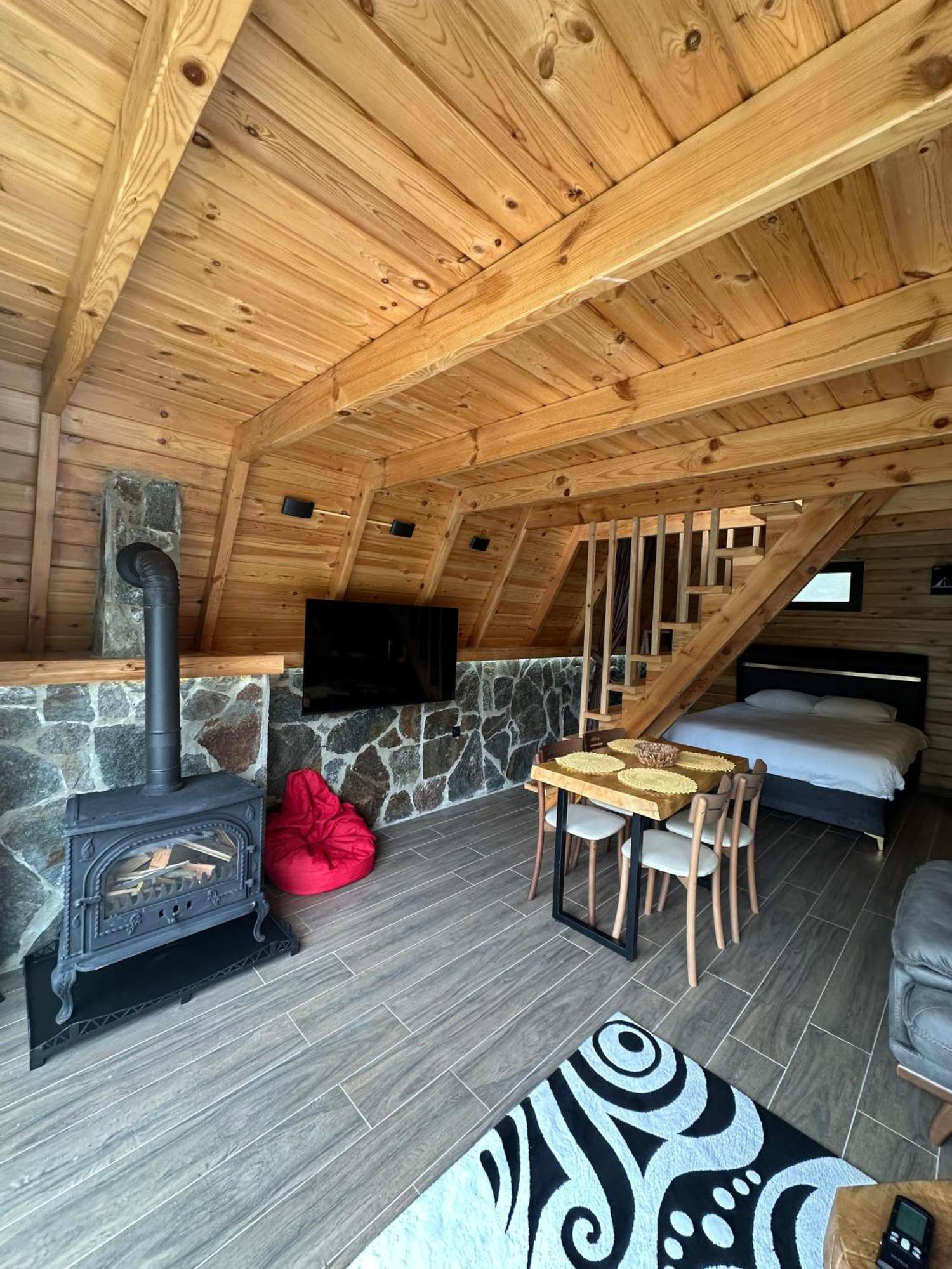 Bed and Breakfast Ruby Bungalov Dogal Yasam Evleri Pazar  Екстер'єр фото