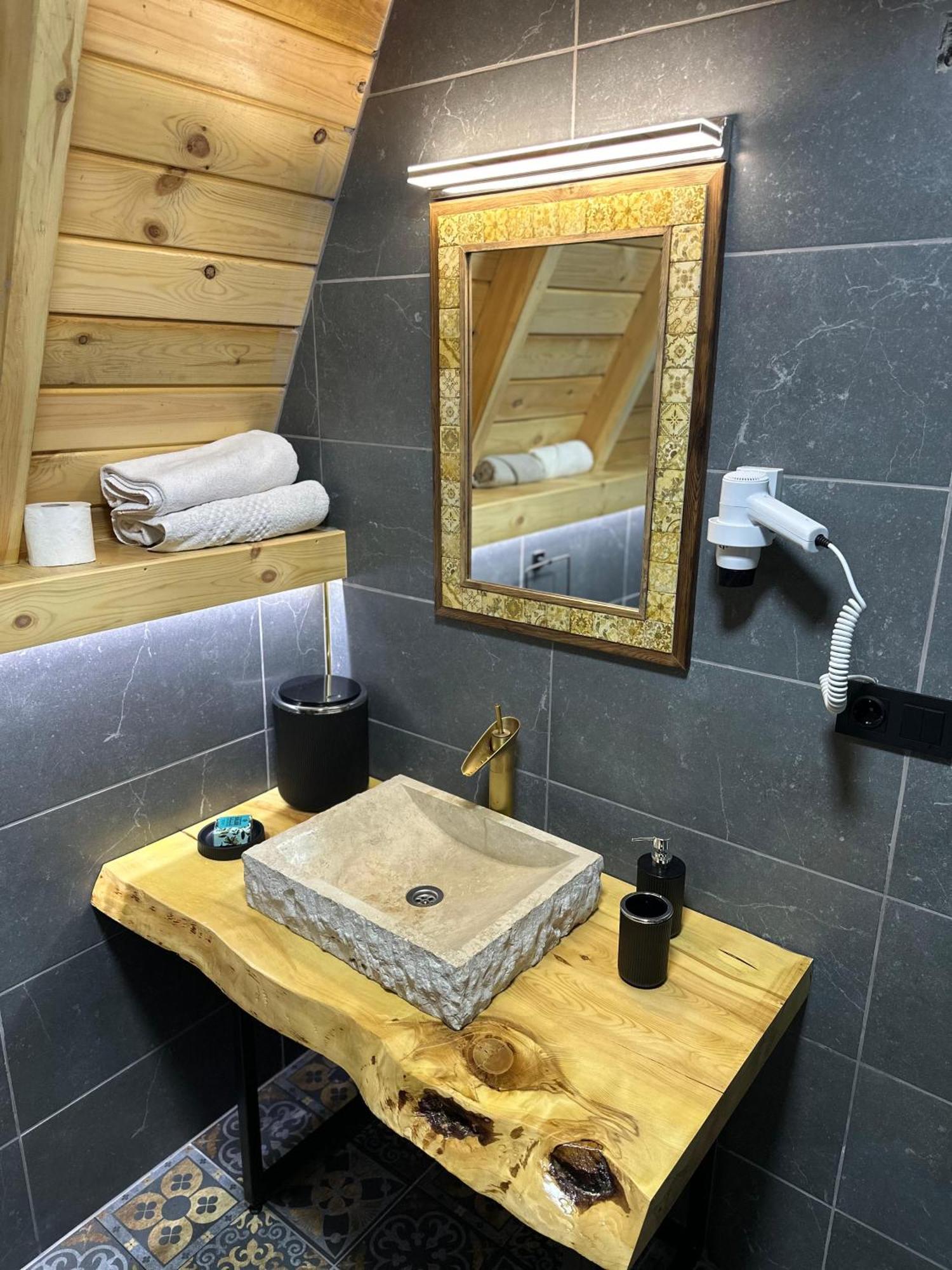 Bed and Breakfast Ruby Bungalov Dogal Yasam Evleri Pazar  Екстер'єр фото