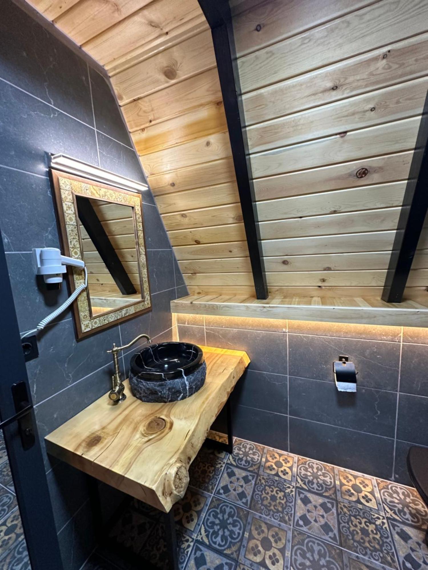 Bed and Breakfast Ruby Bungalov Dogal Yasam Evleri Pazar  Екстер'єр фото